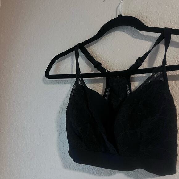 Chantelle Women’s Lace Racerback Black Bra Soft Cup No Underwire Large - Picture 2 of 6